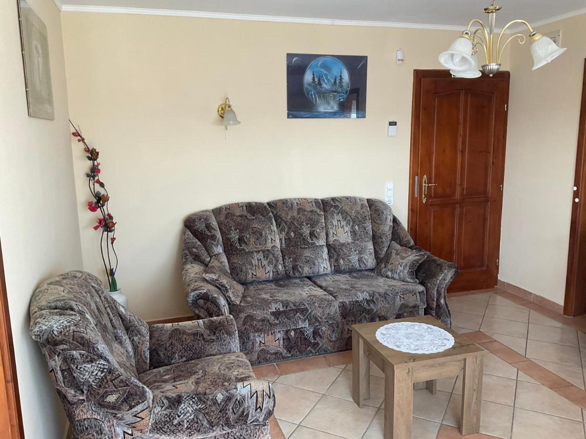 Arany Apartmanhaz Zalagyoengye Zalakaros Ngoại thất bức ảnh