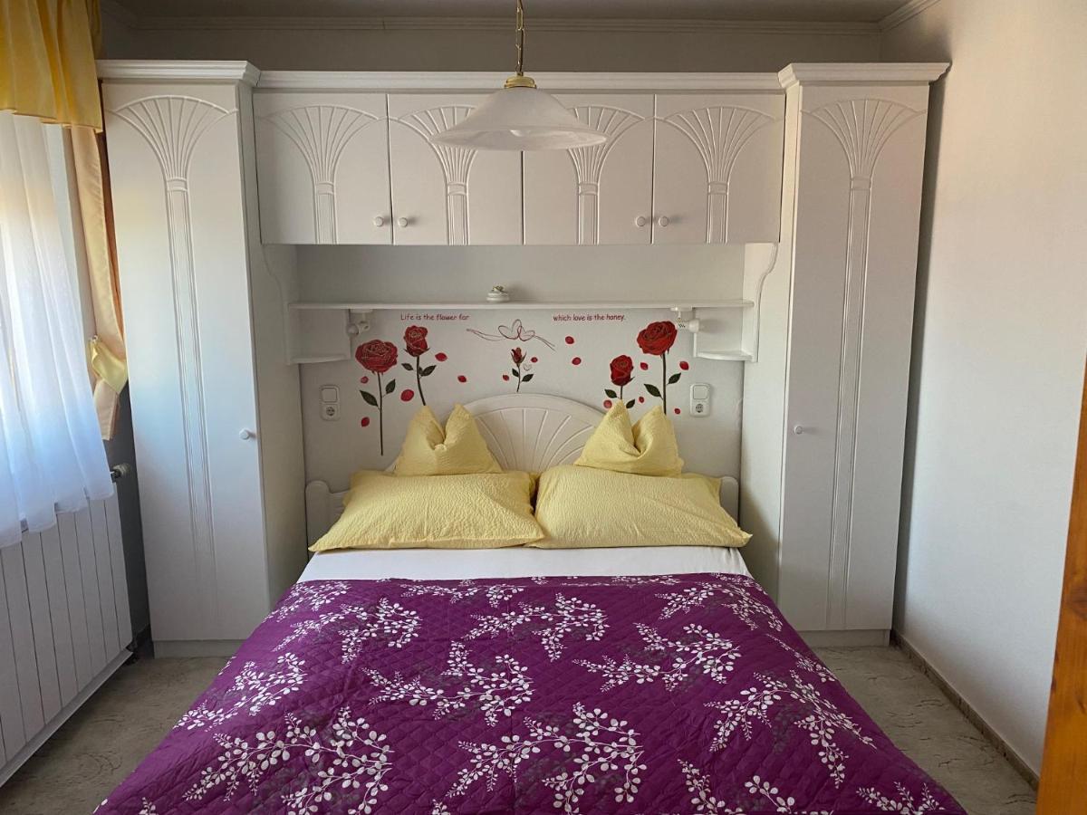 Arany Apartmanhaz Zalagyoengye Zalakaros Ngoại thất bức ảnh